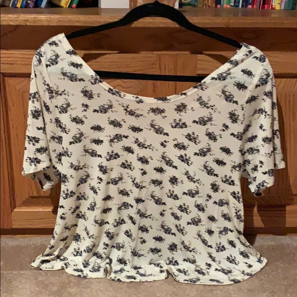 Short Sleeve Flower Pattern Shirt